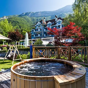 Restaurant Yoann Conte Bord Du Hotel